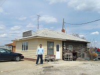 USA - Pontiac IL - Old Log Cabin Restaurant Original Gas Station Section(8 Apr 2009)